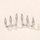 Elegante Oorbellen met Drie Klauwen van Strass
