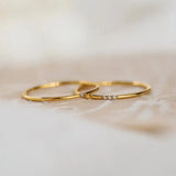 Delicate Drie Steen Stapelring