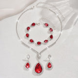 Set van druppelvormige robijn zilveren sieraden