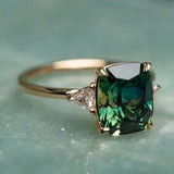 Gouden Ring met Vintage Geïnspireerde Steen
