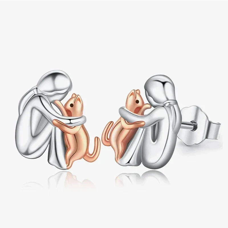 Oorbellen in de vorm van een kattenknuffel in bicolor zilver en goud
