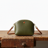 Ambre – Sac besace demi-lune